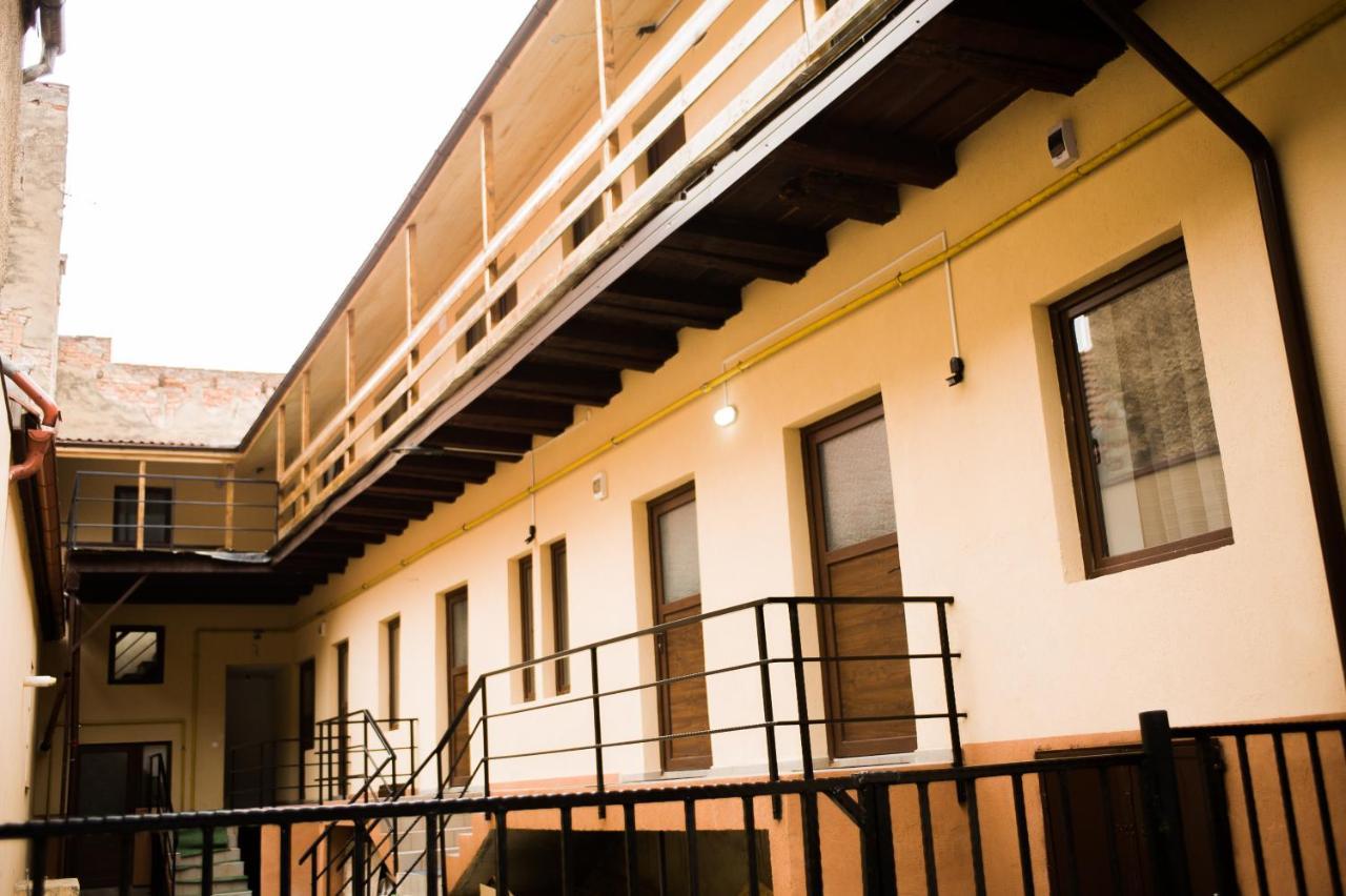 Ullysses Guest House Brașov Exterior foto