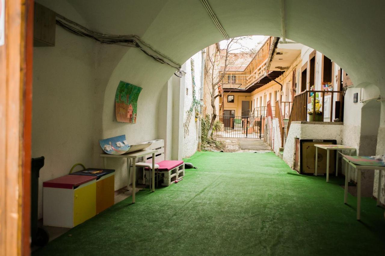 Ullysses Guest House Brașov Exterior foto