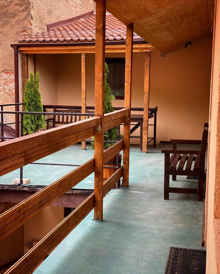 Ullysses Guest House Brașov Exterior foto
